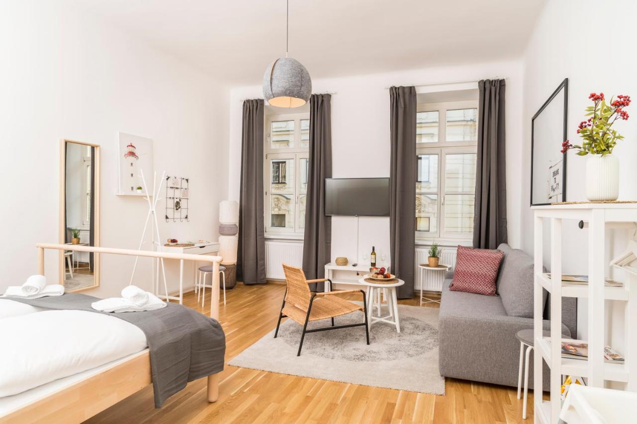 Sigmund Freud Lounge Apartment *