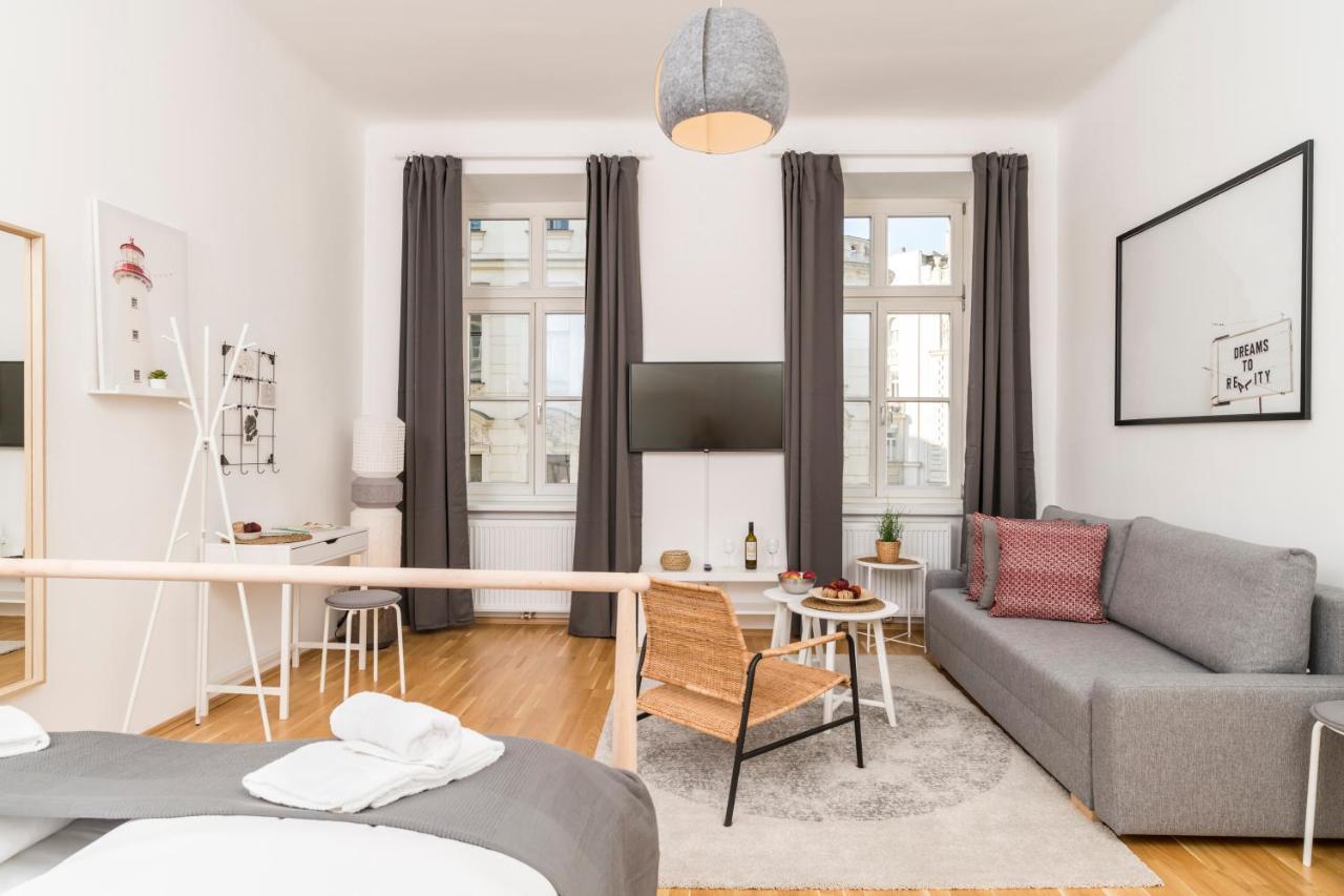 Sigmund Freud Lounge Apartment *